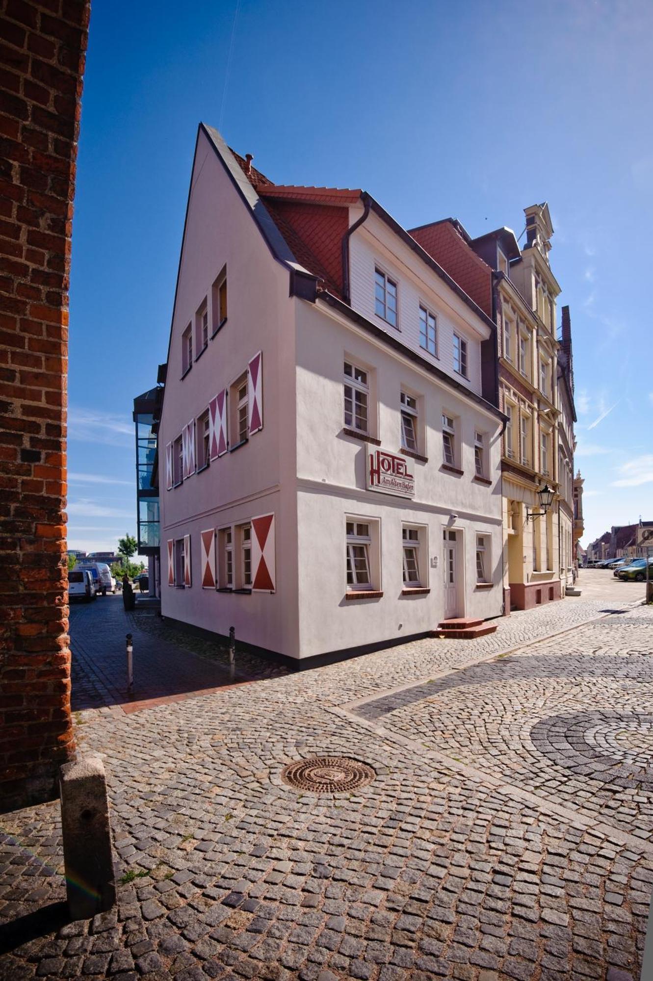 Hotel Am Alten Hafen วิสมาร์ ภายนอก รูปภาพ