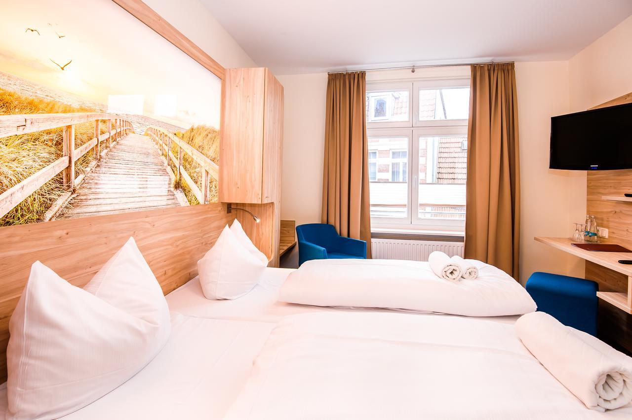 Hotel Am Alten Hafen วิสมาร์ ภายนอก รูปภาพ