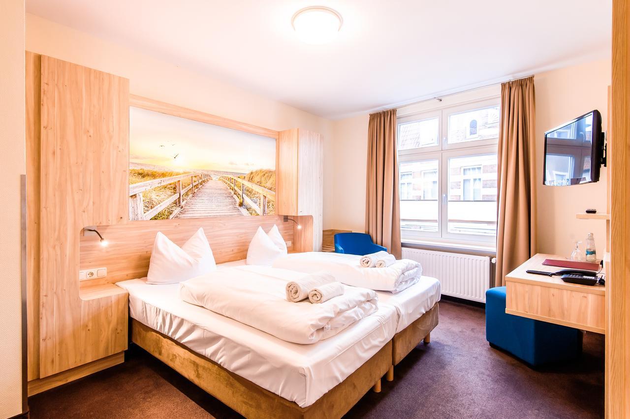 Hotel Am Alten Hafen วิสมาร์ ภายนอก รูปภาพ