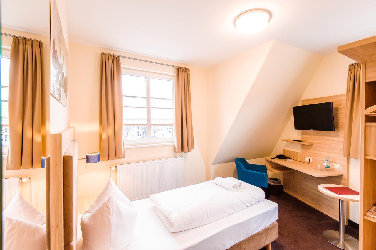 Hotel Am Alten Hafen วิสมาร์ ภายนอก รูปภาพ
