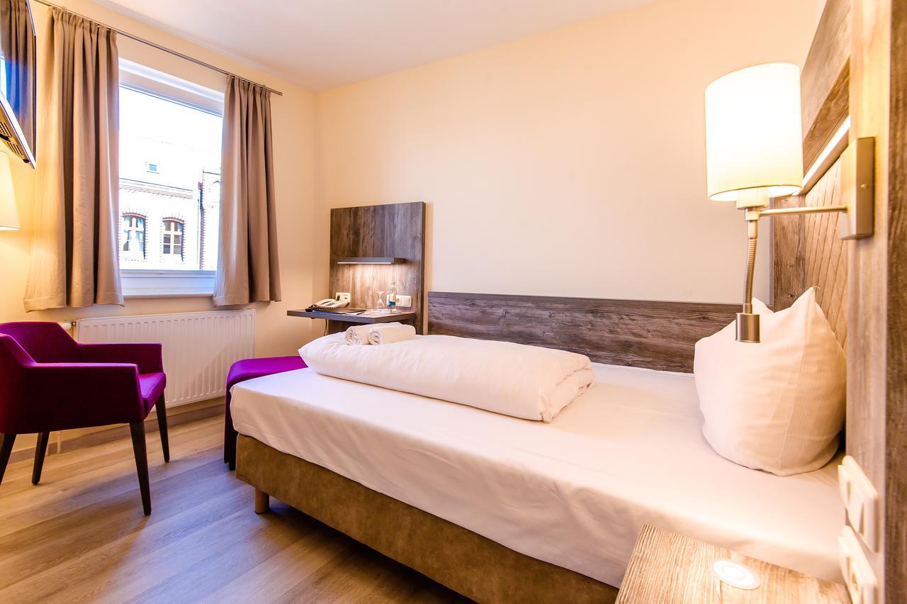 Hotel Am Alten Hafen วิสมาร์ ภายนอก รูปภาพ
