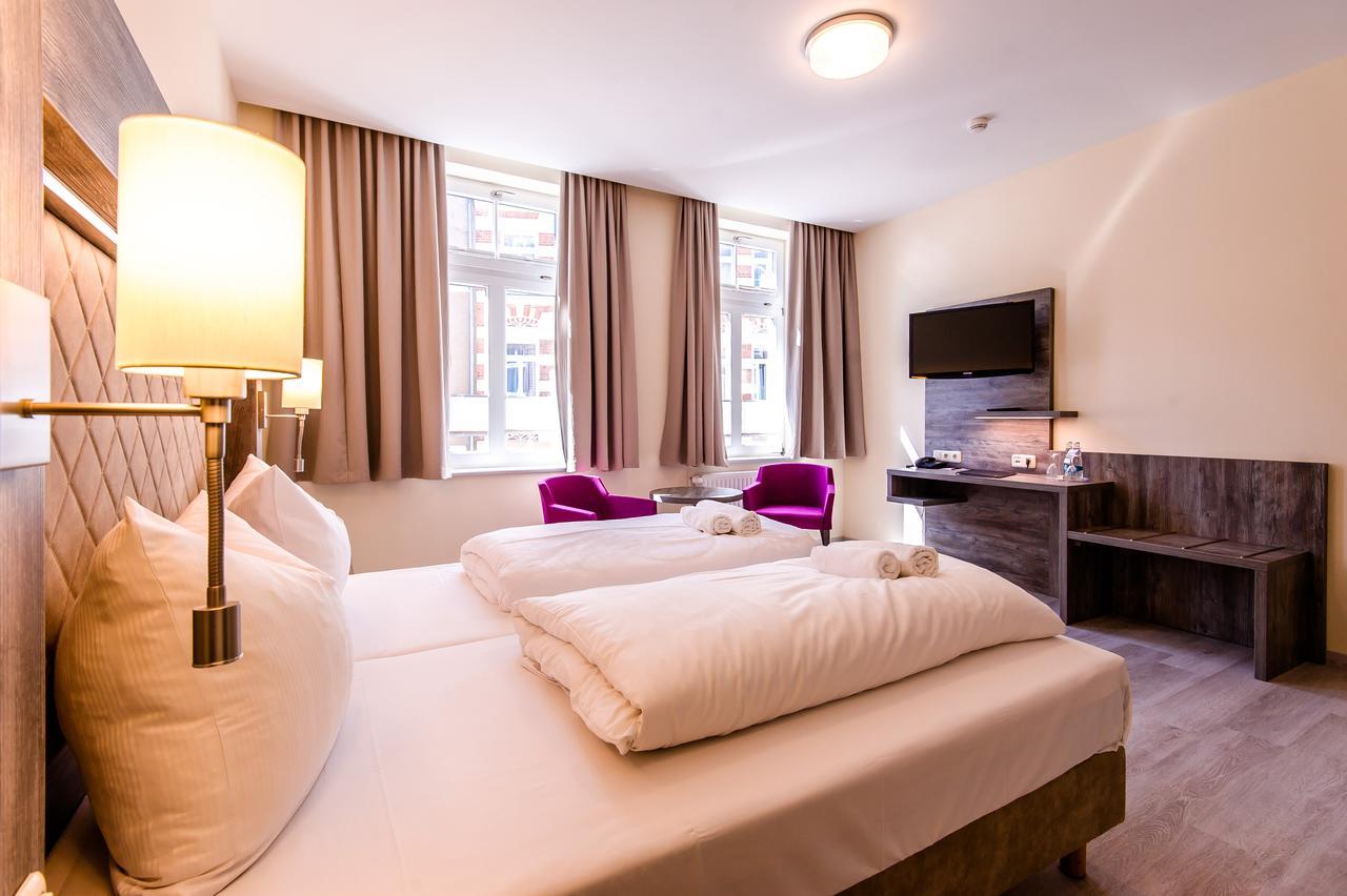 Hotel Am Alten Hafen วิสมาร์ ภายนอก รูปภาพ