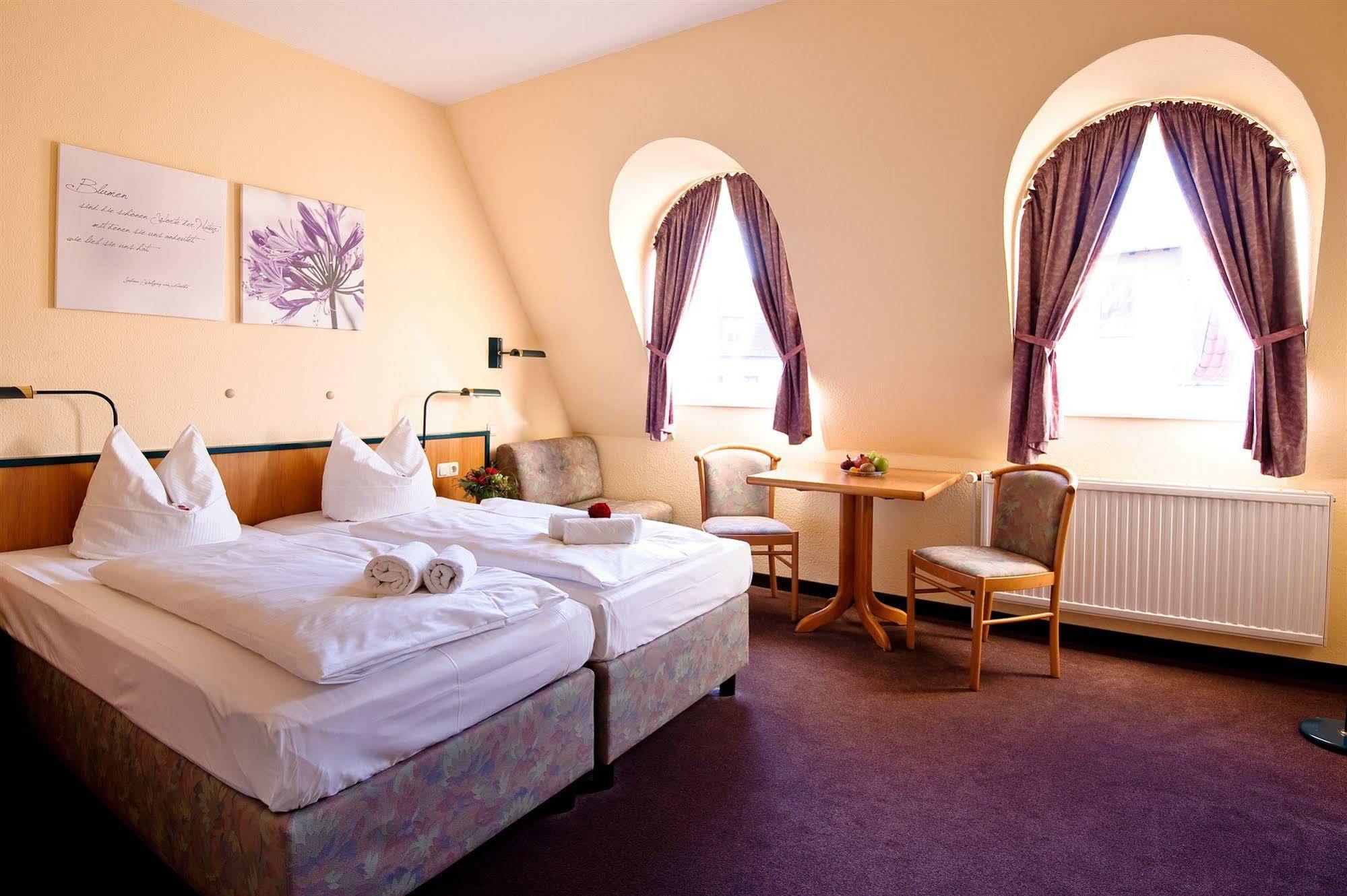 Hotel Am Alten Hafen วิสมาร์ ภายนอก รูปภาพ