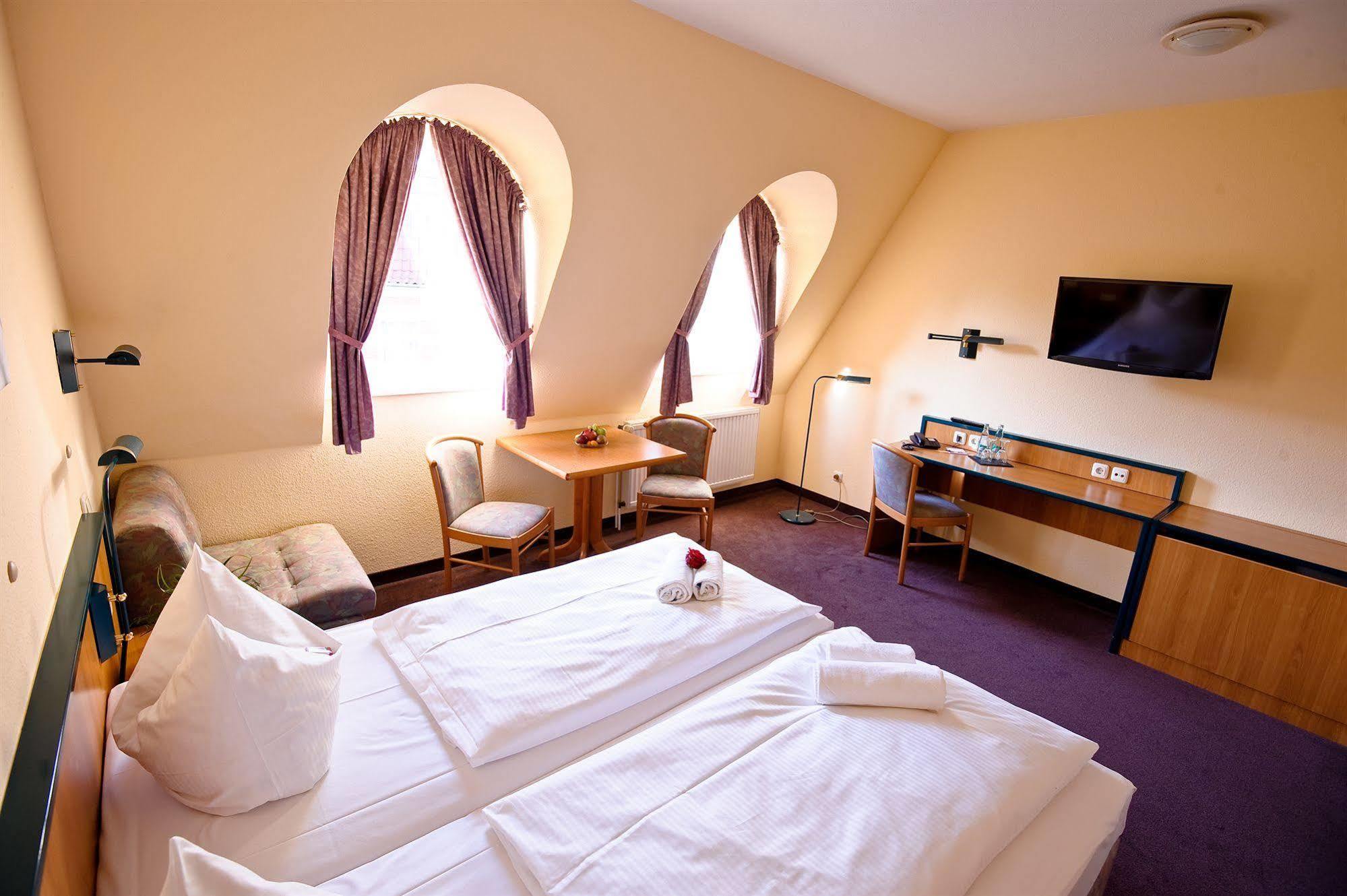 Hotel Am Alten Hafen วิสมาร์ ภายนอก รูปภาพ